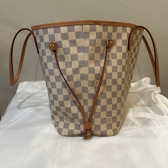 Authentic Louis Vuitton Neverfull MM - Picture 11 of 12